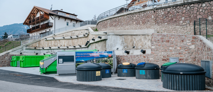 Müllinsel in Villanders Südtirol